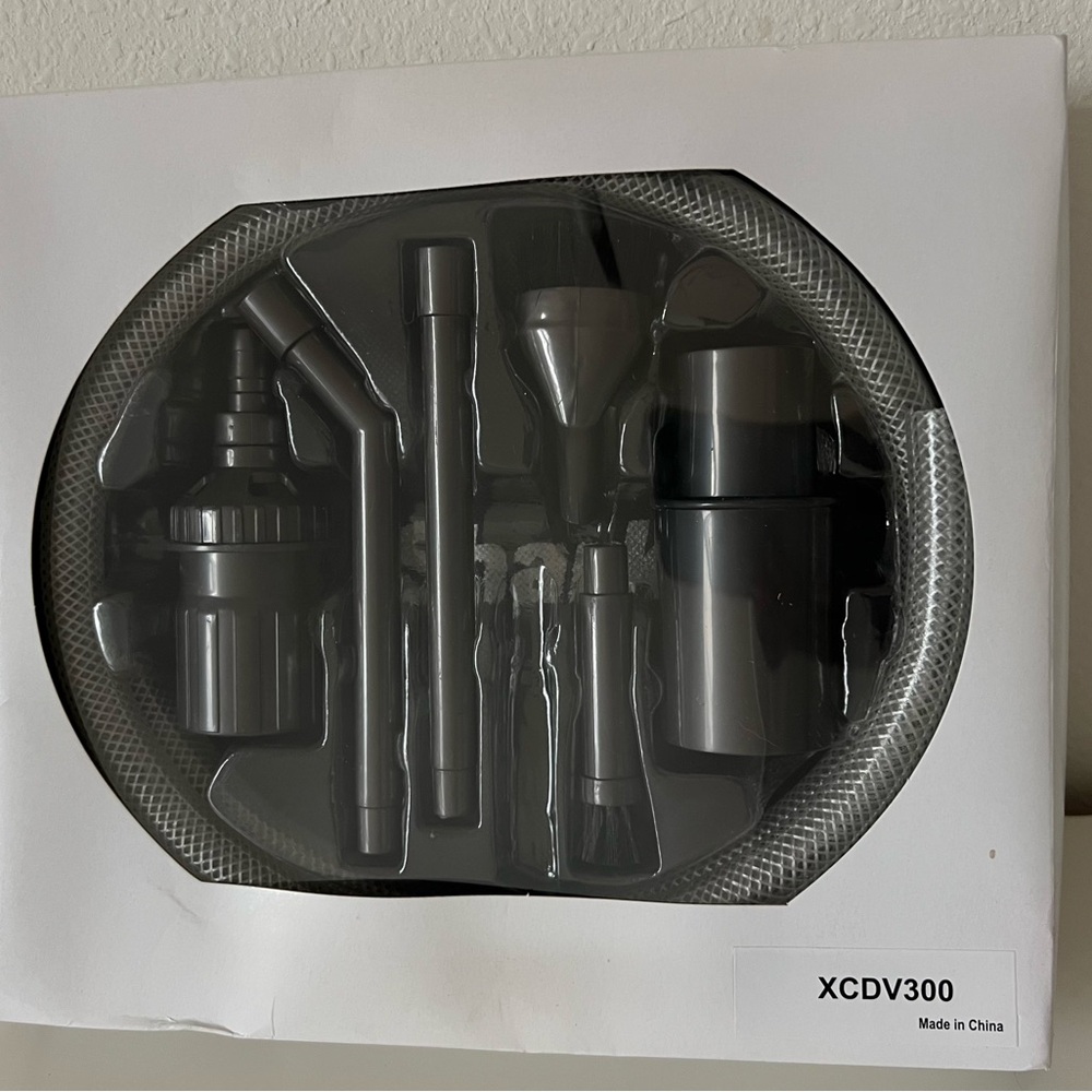 Shark Rocket Vacuum XCDV300 Micro 7 Attachments Kit Home And Car Detailing Open